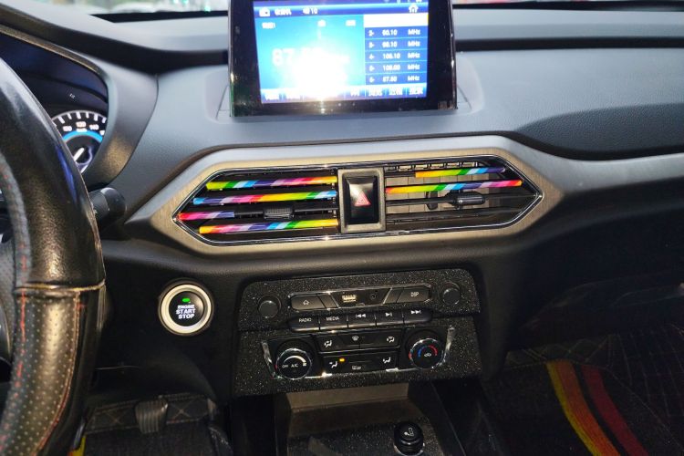 东风风光 风光S560 2018款 1.8L 手动豪华型 7座中控内饰16