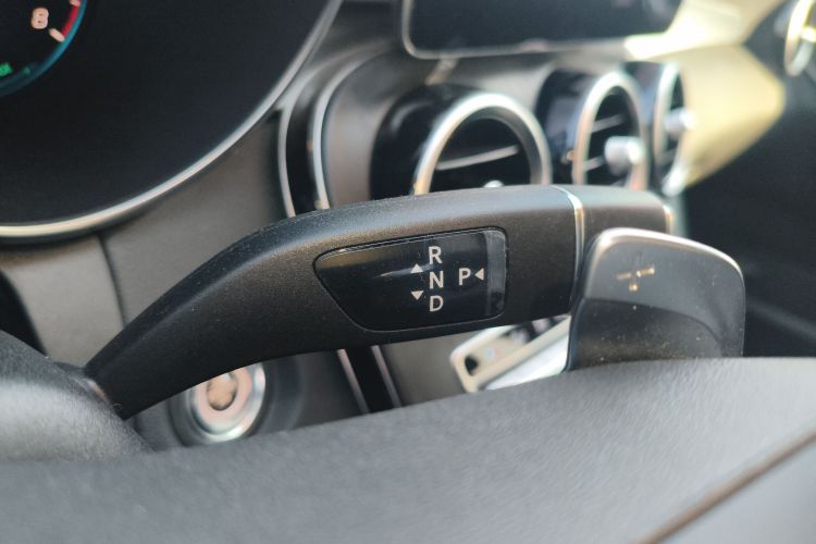 奔驰C级 2020款 改款 C 260 L 运动版中控内饰18