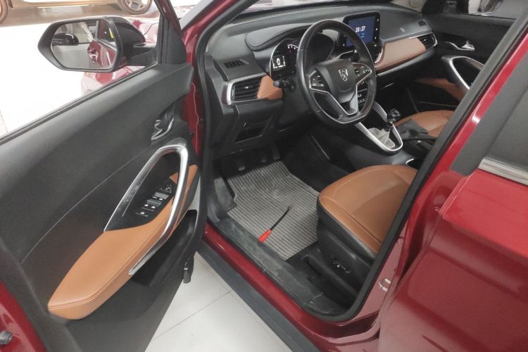 宝骏510 2017款 1.5L 手动豪华型中控内饰7003