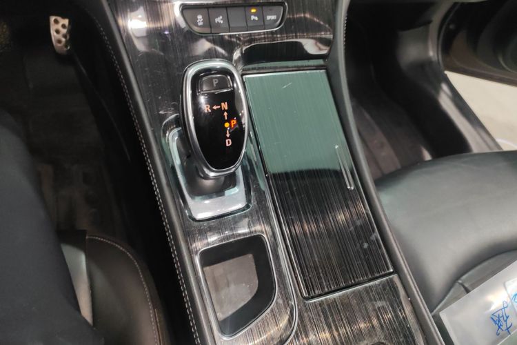 别克 君越 2016款 改款 28T 精英型局部细节18