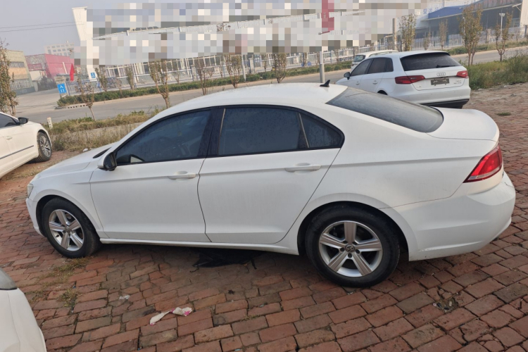 大众 凌渡 2015款 230TSI DSG风尚版车身外观4