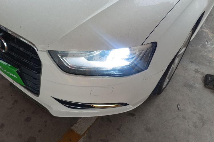 奥迪A4L 2015款 35 TFSI 自动标准型局部细节36