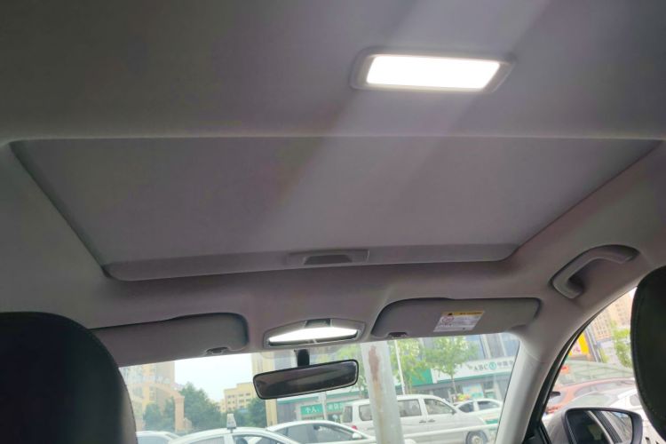 吉利汽车 帝豪 2022款 第4代 1.5L CVT尊贵型局部细节22