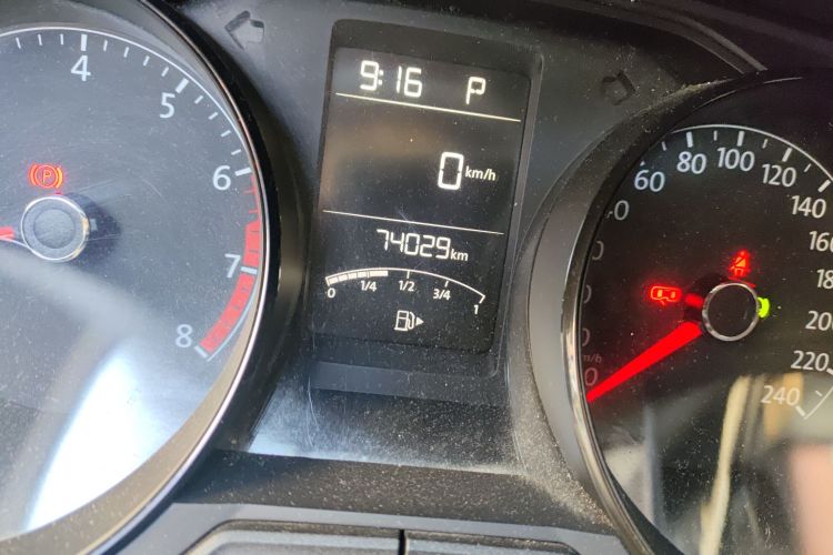 大众 朗逸 2017款 1.6L 自动风尚版中控内饰15