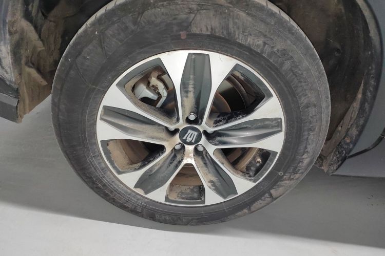 丰田 皇冠陆放 2021款 2.5L HEV四驱精英版车身外观6008