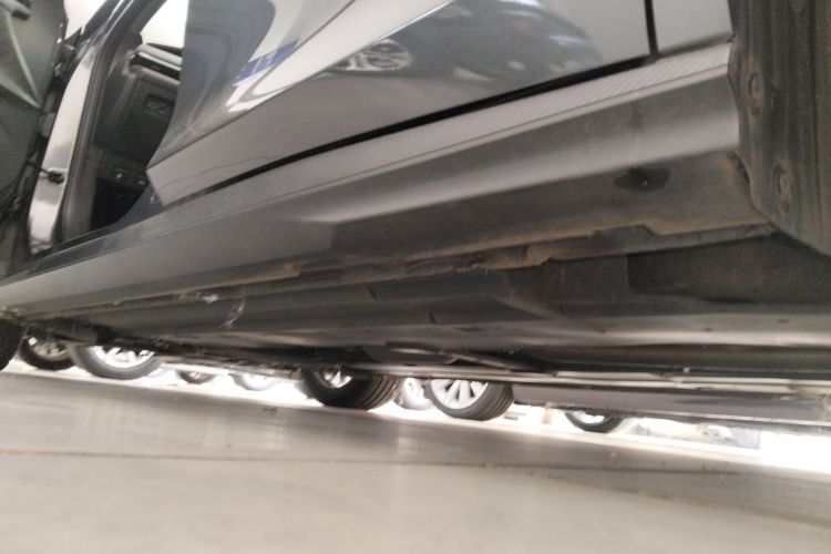 长安UNI-V 2022款 1.5T 尊贵型局部细节9002