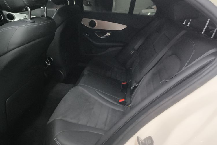 奔驰C级 2018款 C 200 运动版中控内饰21