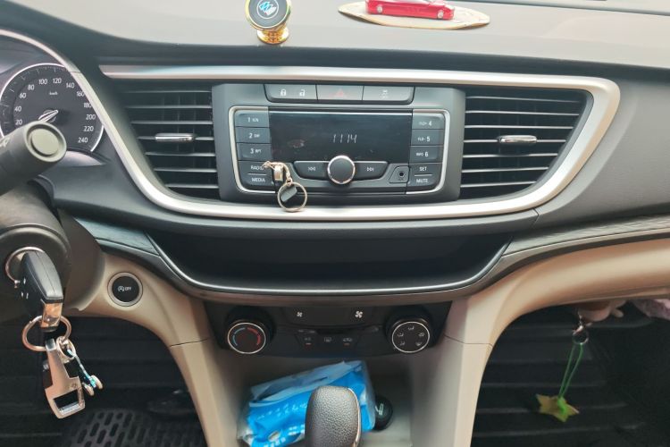 别克 英朗 2016款 15N 自动精英型中控内饰16