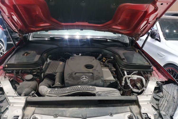奔驰GLC 2019款 GLC 260 L 4MATIC 豪华型机舱底盘24