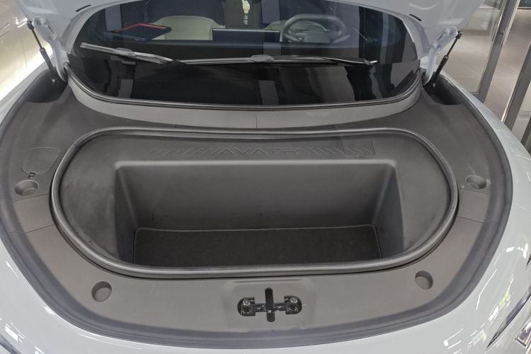 阿维塔12 2023款 650 三激光四驱性能版局部细节24