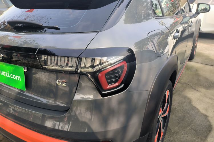 领克02 2019款 1.5T DCT两驱耀版 国VI车身外观9