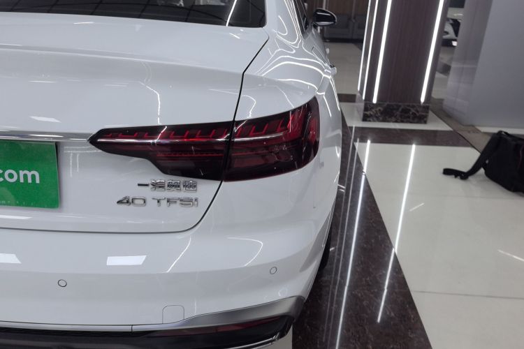奥迪A4L 2022款 40 TFSI 时尚动感型车身外观6006