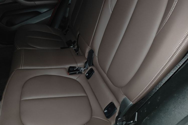 宝马X2 2020款 sDrive25i 尊享型M越野套装中控内饰21