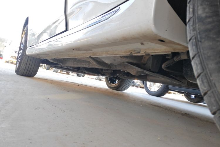 三菱 欧蓝德 2021款 2.0L 两驱畅行版 5座局部细节9002