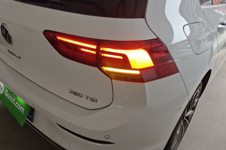 大众 高尔夫 2021款 200TSI DSG Pro车身外观9