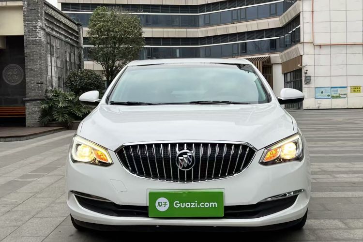 别克 英朗 2017款 15N 自动精英型车身外观2