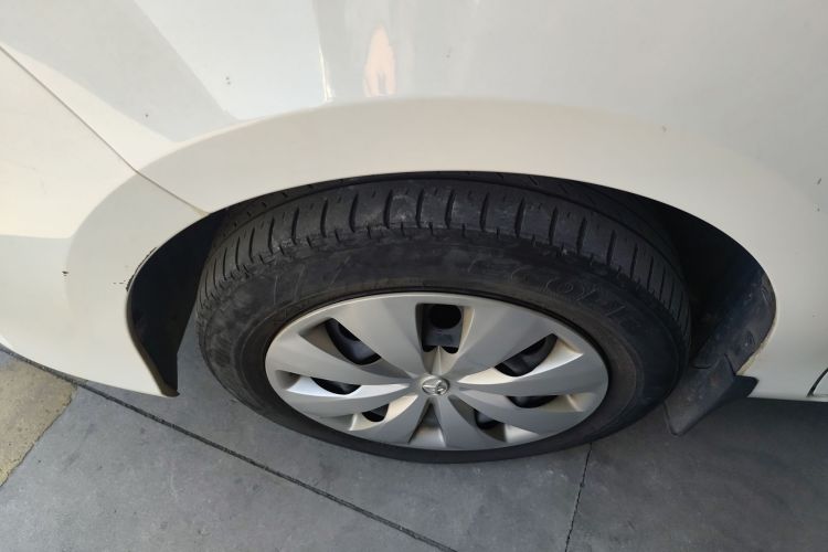 丰田 YARiS L 致享 2020款 1.5L CVT领先版车身外观6002