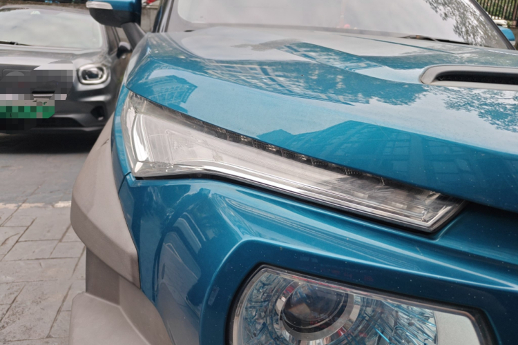 北京越野 北京BJ20 2016款 1.5T CVT豪华型车身外观8