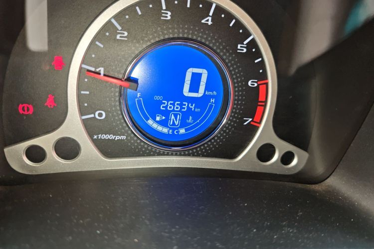 长安 奔奔 2015款 1.4L IMT尊贵型 国V中控内饰15