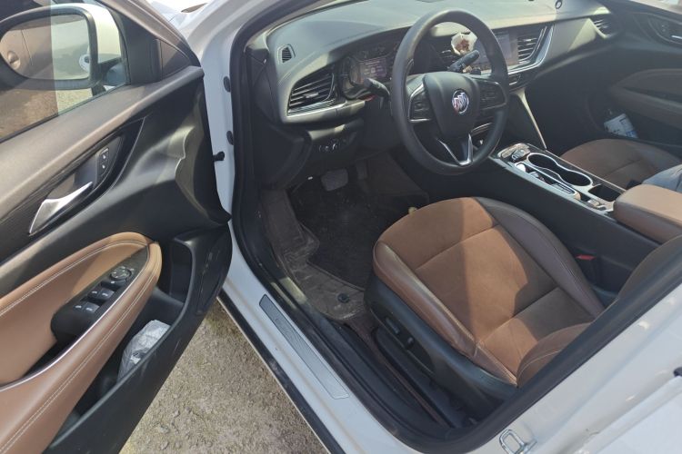 别克 君威 2022款 552T 智享型中控内饰20