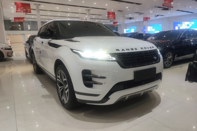 路虎 2024款 揽胜极光L SE 驭光尊耀版车身外观3