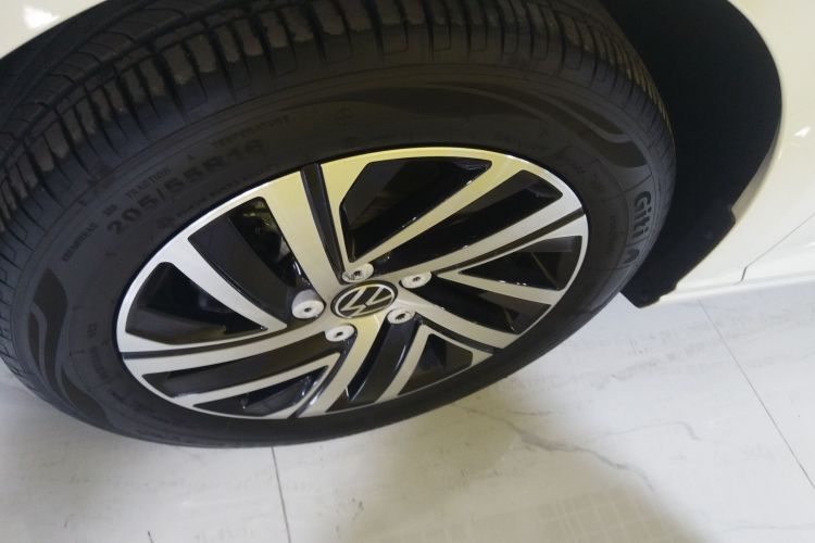 大众 朗逸 2024款 300TSI DSG星空领先版车身外观6007