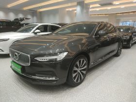 沃尔沃S90 2022款 B5 智逸豪华版