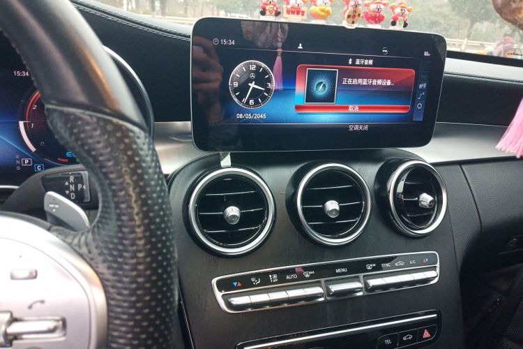 奔驰C级 2021款 C 260 L 运动版中控内饰16