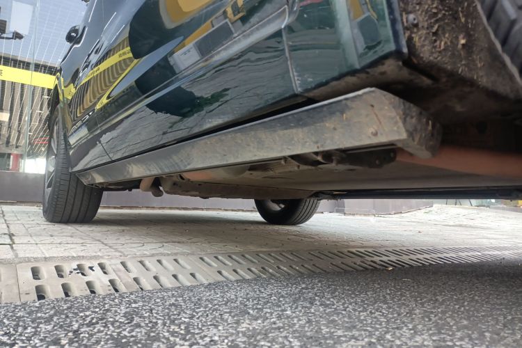 理想汽车 理想ONE 2021款 增程6座版局部细节9001