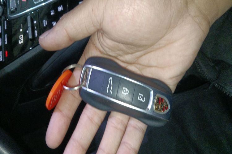 保时捷 Cayenne新能源 2021款 Cayenne E-Hybrid 2.0T中控内饰7001