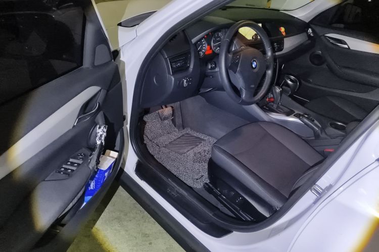 宝马X1 2013款 sDrive18i 领先型中控内饰7003