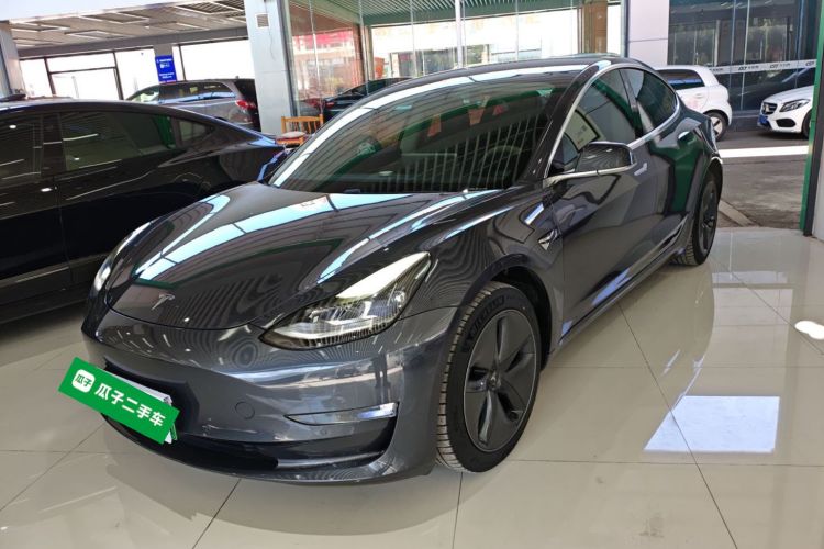 特斯拉 Model 3 2020款 长续航后轮驱动版车身外观1