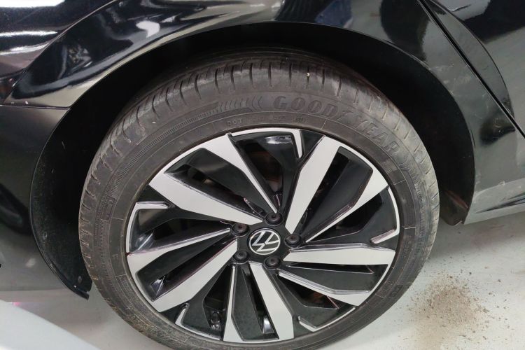 大众 帕萨特 2022款 330TSI 星空豪华版车身外观6008