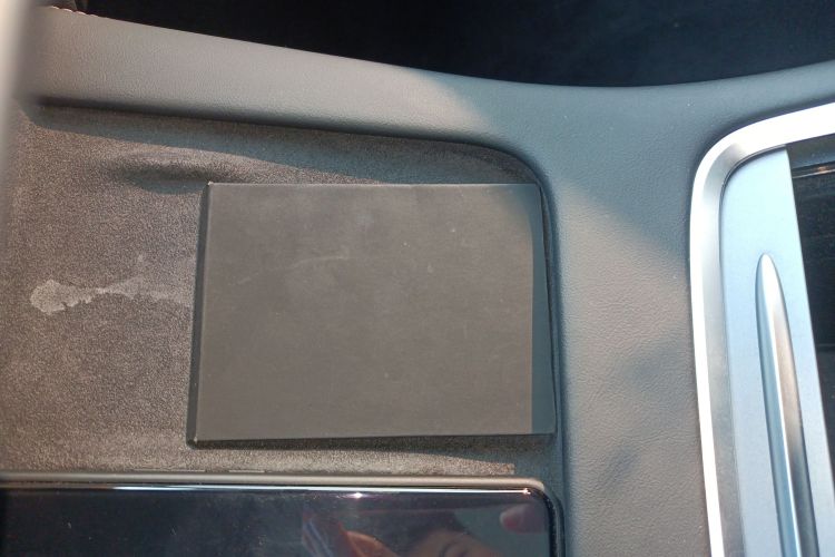 特斯拉 Model Y 2021款 长续航全轮驱动版 3D7中控内饰7001