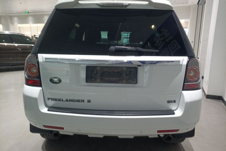 路虎 神行者2 2014款 2.0T Si4 SE汽油版车身外观6004