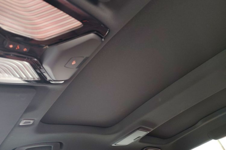 宝马5系 2023款 530Li 领先型 M运动套装中控内饰22