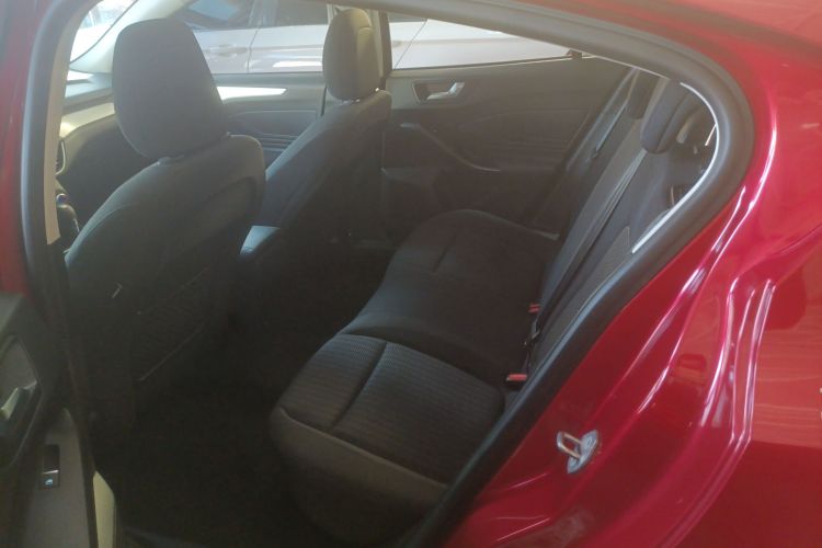 福特 福克斯 2020款 两厢 1.5L 自动锋跃型中控内饰7004