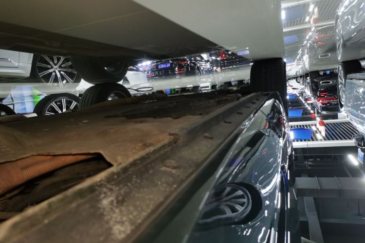 理想汽车 理想ONE 2021款 增程6座版局部细节9002