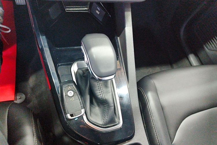 福特 福睿斯 2021款 1.5L 自动钻石版局部细节18