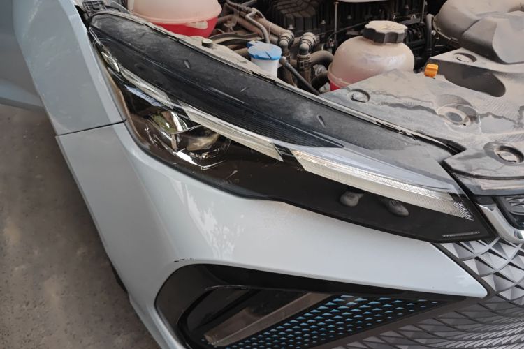 吉利汽车 帝豪L HiP 2022款 1.5TD-DHT Pro 100KM Super 迅车身外观6006