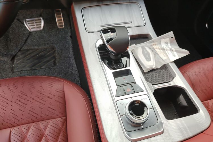 捷途X70 PLUS 2024款 1.6T DCT超享版 5座局部细节18