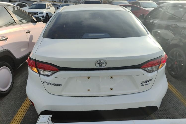 丰田 雷凌 2024款 智能电混双擎 1.8L 领先版车身外观6