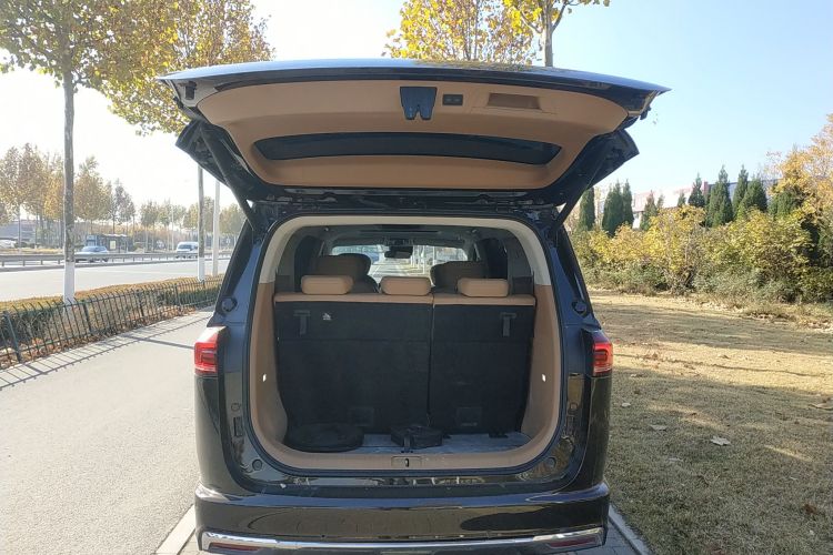 江淮瑞风 瑞风RF8 PHEV 2024款 智聆版 1.5T 150KM 旗舰型 磷酸铁锂局部细节23