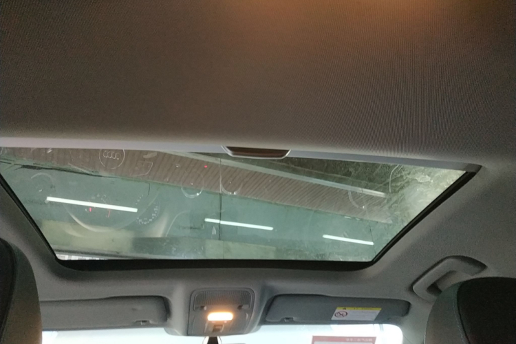 奥迪A3 2018款 30周年年型 Sportback 35 TFSI 时尚型局部细节22