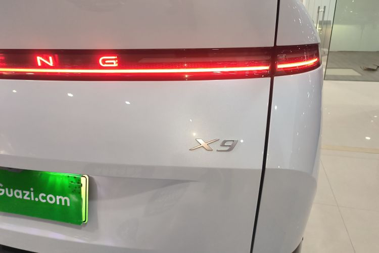 小鹏X9 2024款 702超长续航Max车身外观9