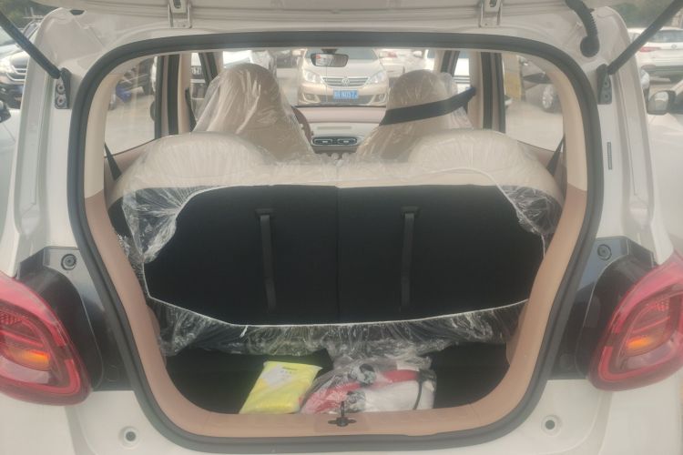 五菱汽车 宏光MINIEV 2025款 四门版 进阶款机舱底盘23