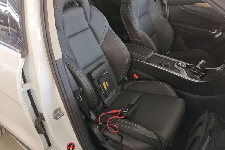 领克01 2019款 2.0T 两驱型版 国VI局部细节41