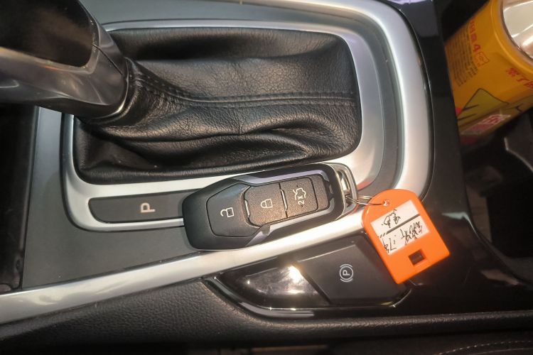 福特 锐界 2016款 EcoBoost 245 两驱豪锐型 7座中控内饰7001