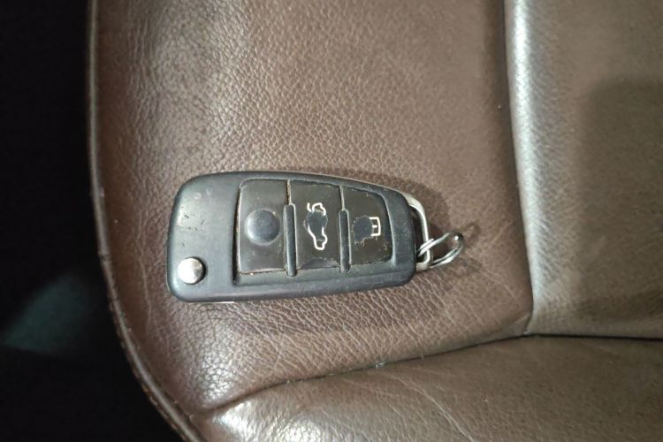 奥迪Q3 2015款 35 TFSI quattro 技术型中控内饰11