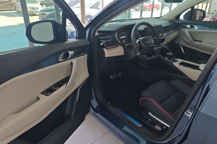 领克06 2020款 1.5T 耀Halo中控内饰20